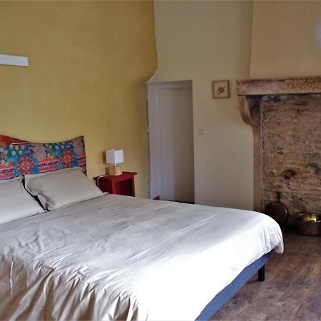 Le Vieux Pont Bed and Breakfast Saint-Julien  Buitenkant foto