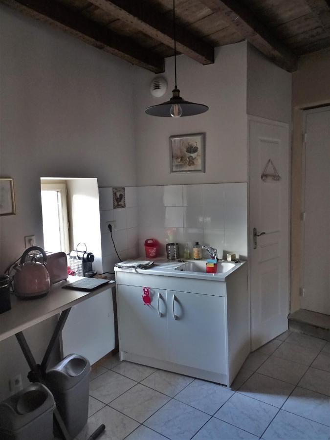 Le Vieux Pont Bed and Breakfast Saint-Julien  Buitenkant foto