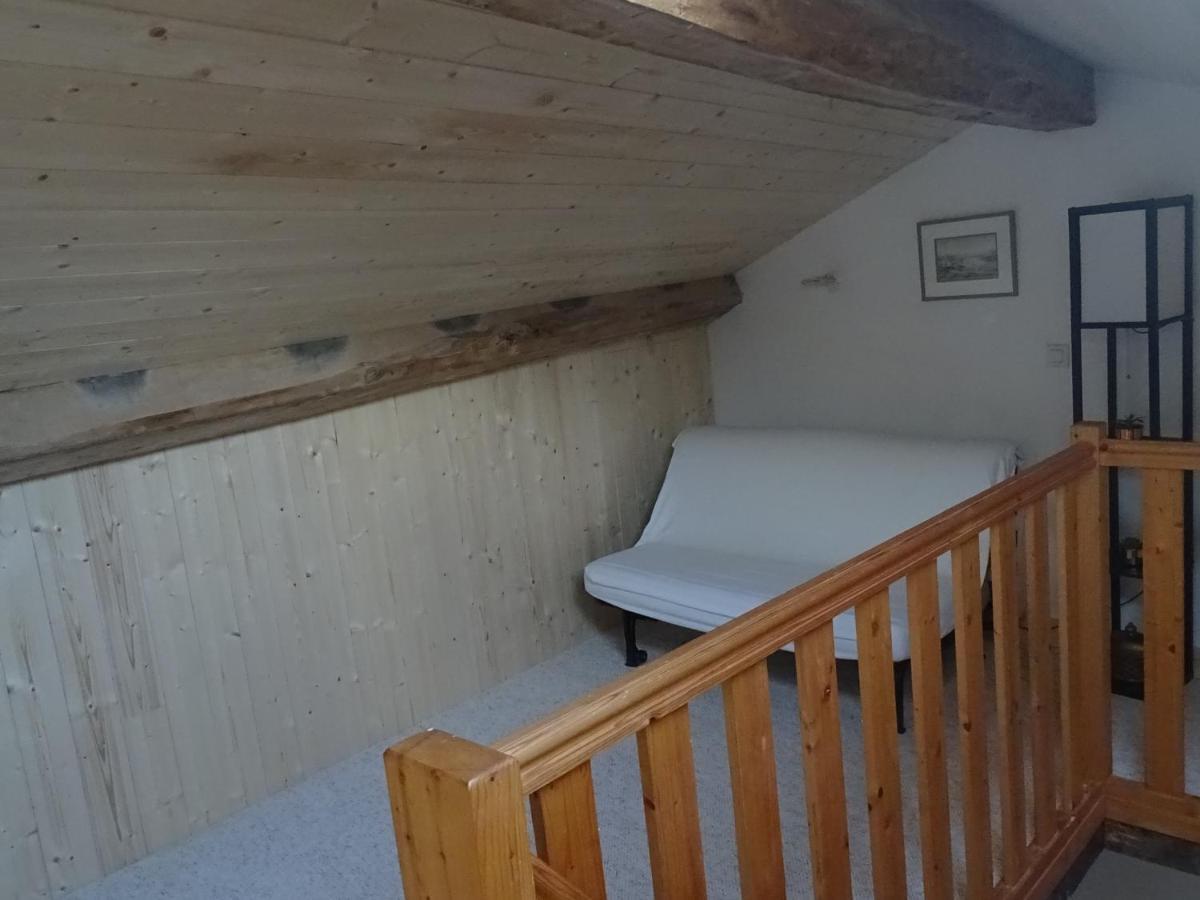Le Vieux Pont Bed and Breakfast Saint-Julien  Buitenkant foto