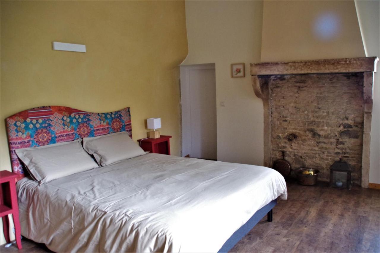 Le Vieux Pont Bed and Breakfast Saint-Julien  Buitenkant foto